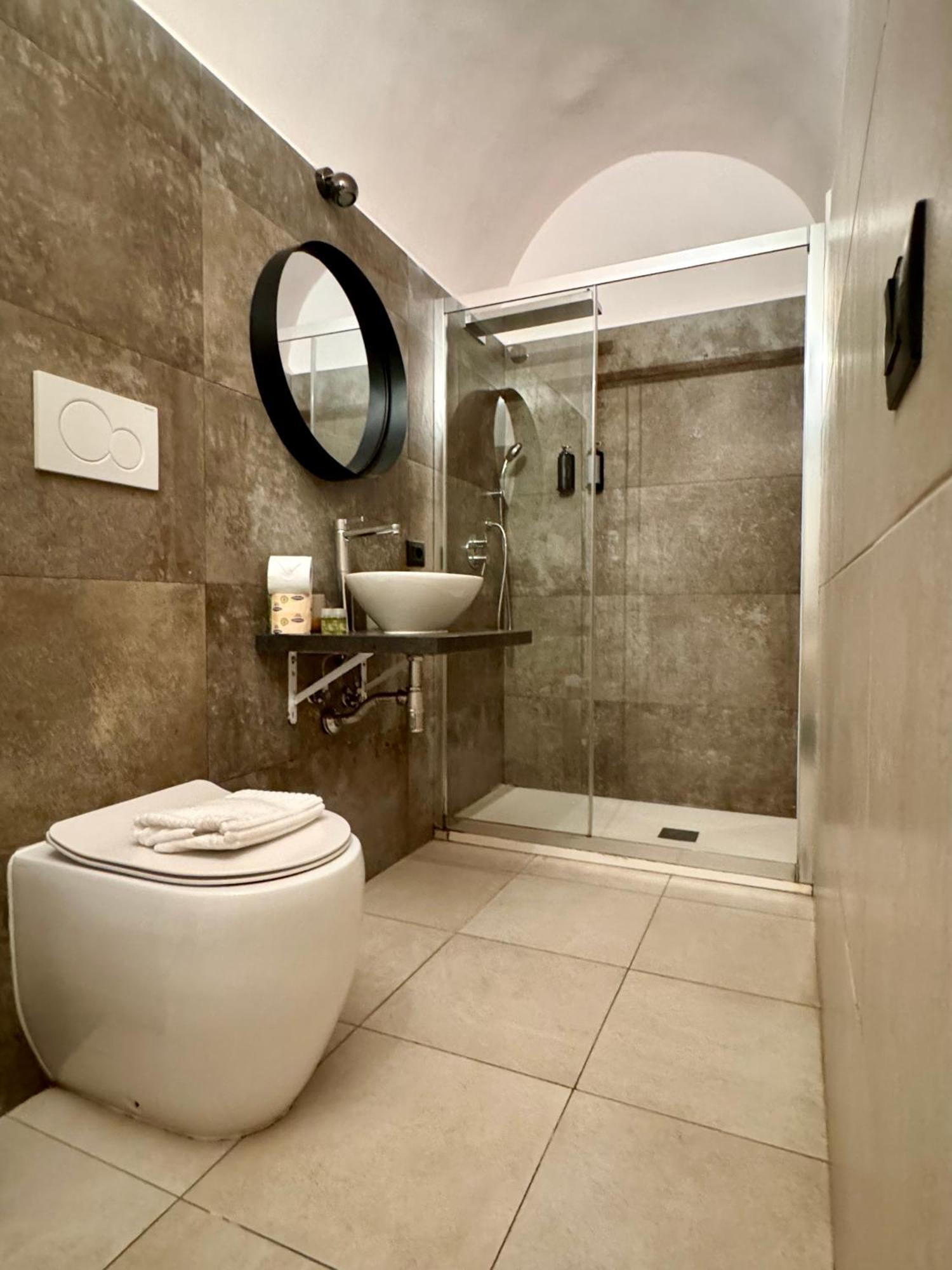 La Giulia Luxury - Homkeey Apartments Рим Экстерьер фото