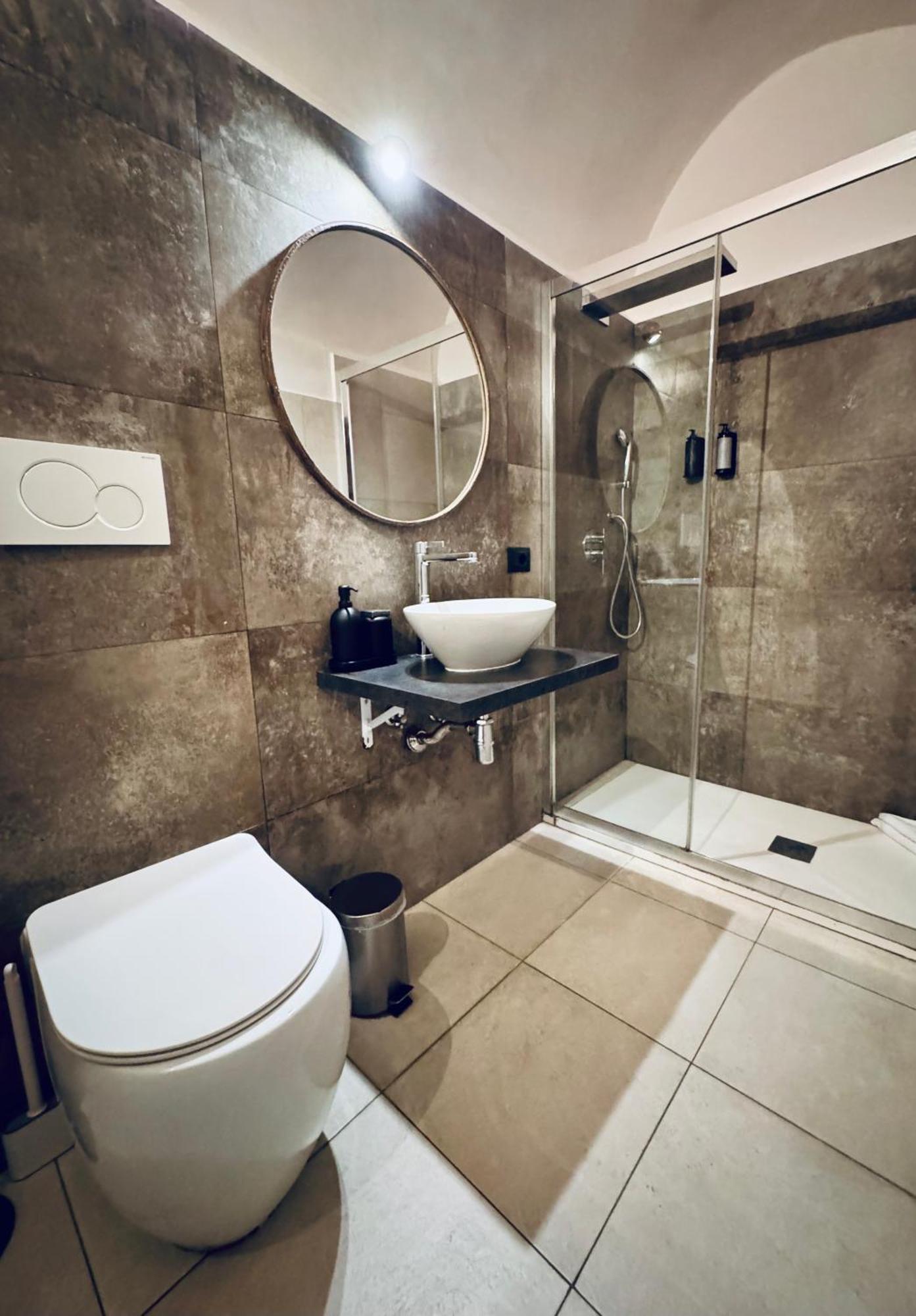 La Giulia Luxury - Homkeey Apartments Рим Экстерьер фото